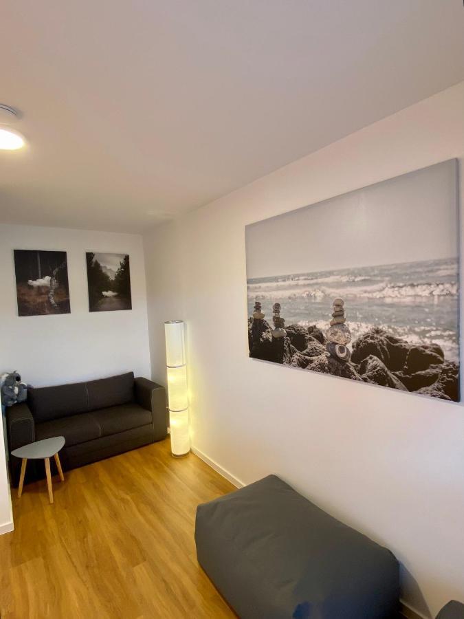 Traumhafte 115 Qm Ferienwohnung Am Steinhuder Meer, Ruhig, Komfortabel, Loggia, Parkplatz, Wifi Wunstorf Exterior photo